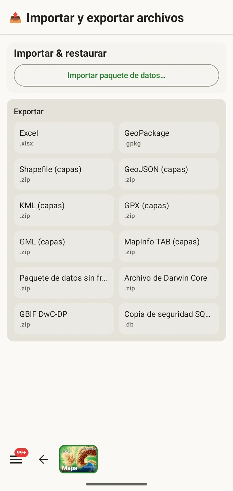 Pantalla de exportación con la sección Importar y restaurar y la cuadrícula de los doce formatos de exportación