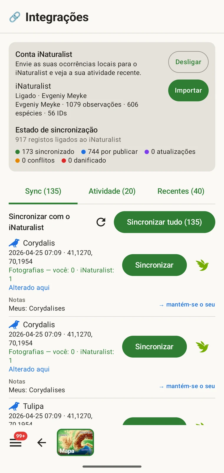 Centro do iNaturalist a mostrar a conta ligada, as contagens do estado de sincronização e a lista de registos prontos a enviar