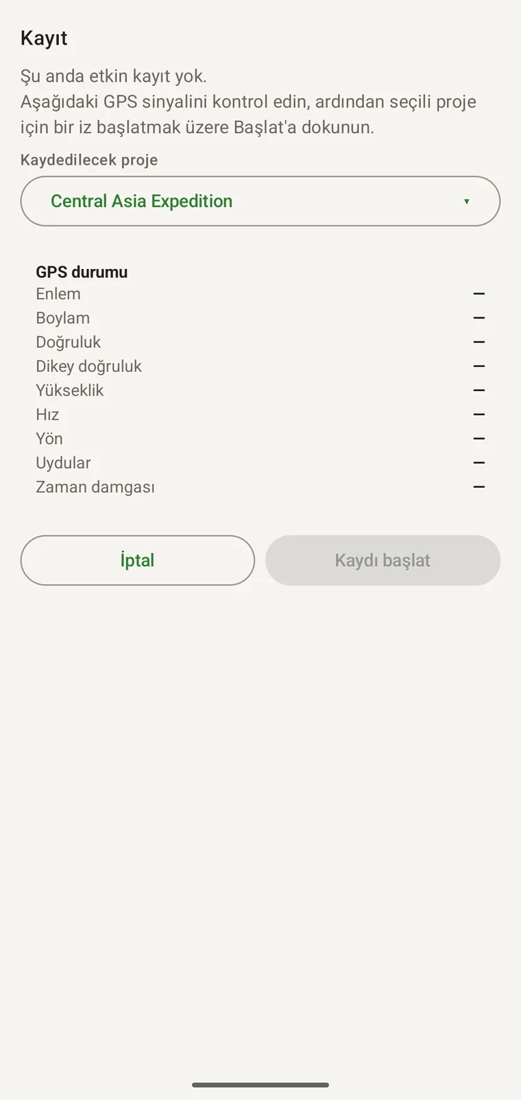 GPS durum alanlarını ve Kaydı başlat düğmesini gösteren kayıt ekranı
